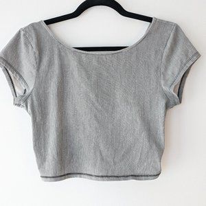 American Eagle Gray Striped Crop Top EUC